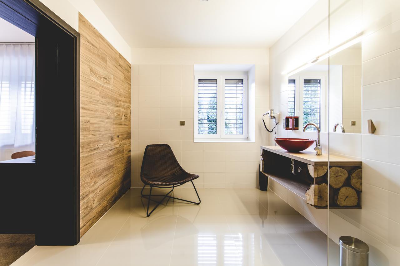 Silesia Residence ออสตราวา ภายนอก รูปภาพ Bathroom